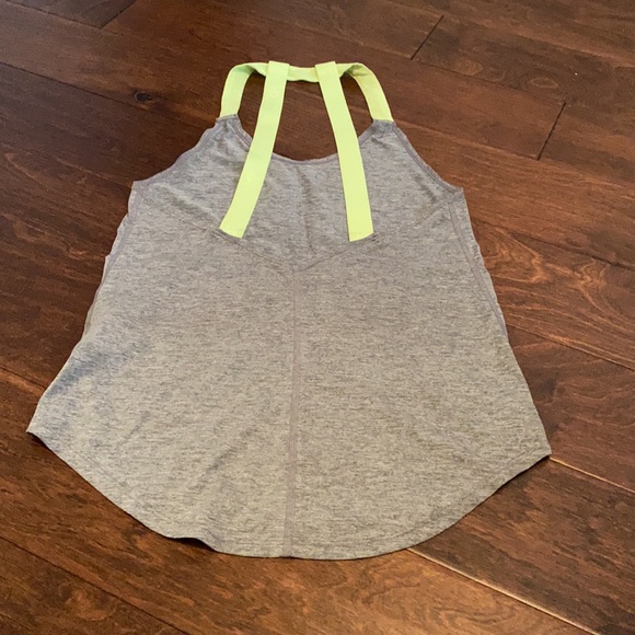 Nike tank - Picture 2 of 4